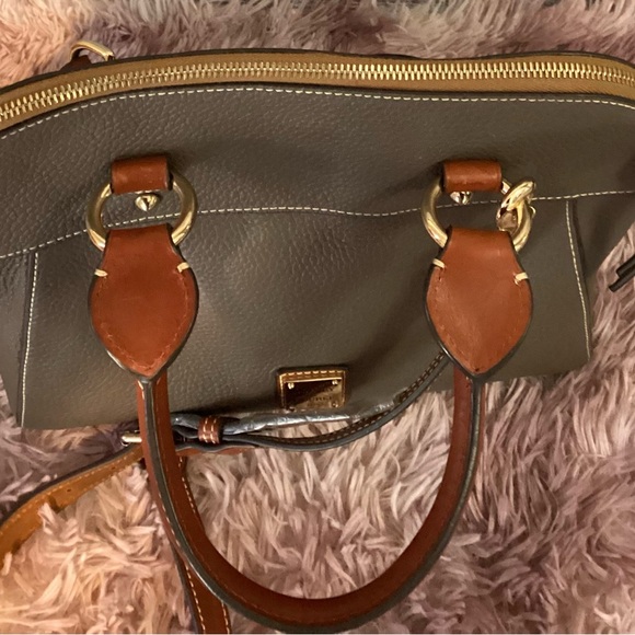 Dooney & Bourke Satchel /Crossbody Bag. Like new! - Picture 8 of 14